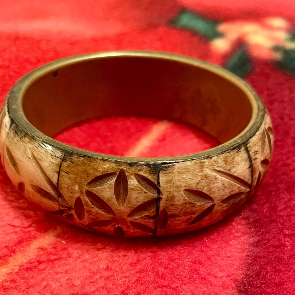 Brown and Gold Bangle Set - Picture 6 of 9